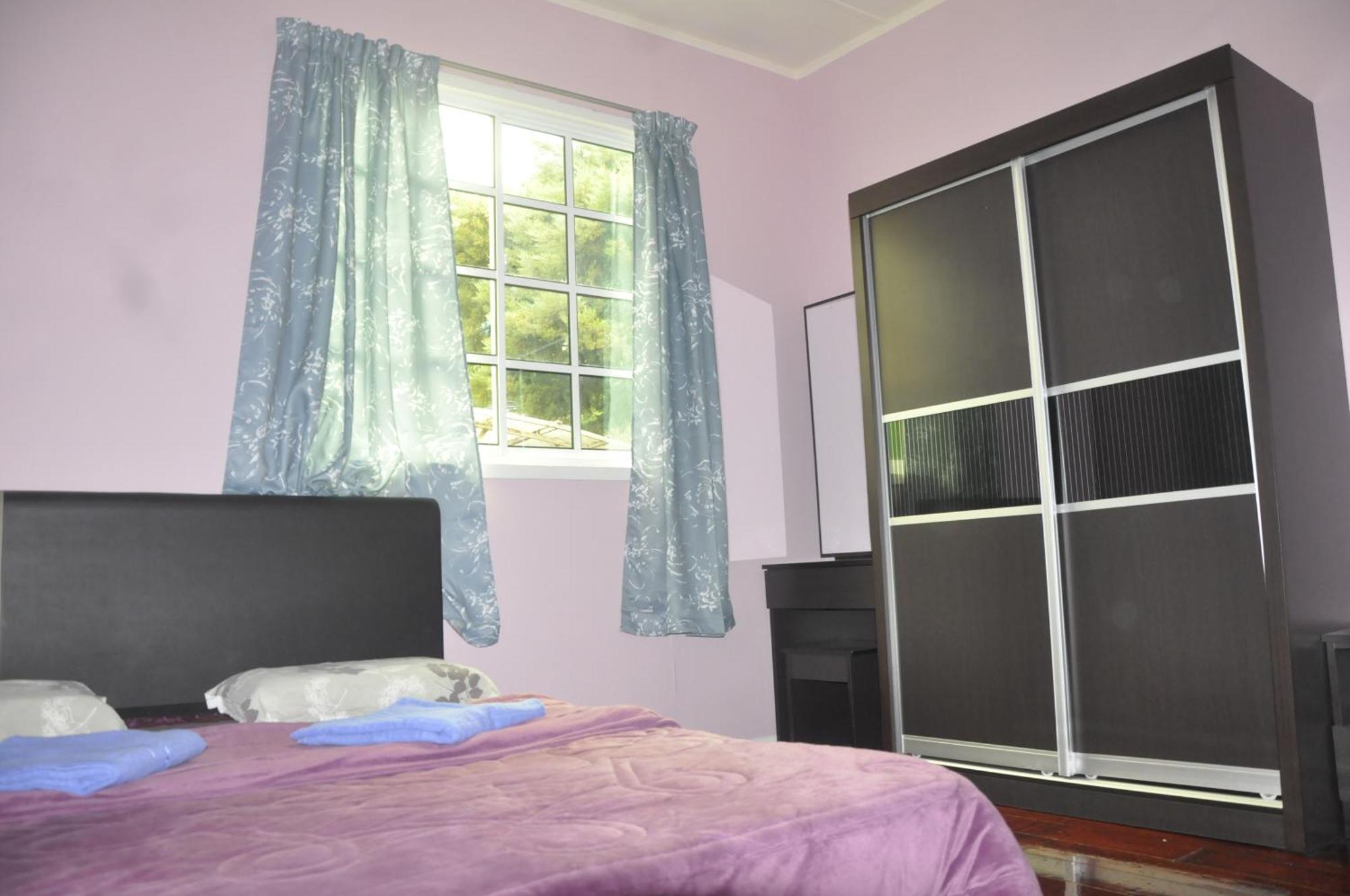 Azrien Homestay Kampong Kundassan Екстериор снимка
